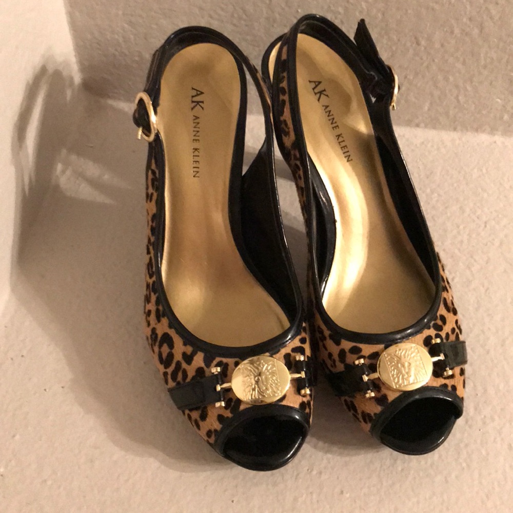 Peep toe strapped heels with I flex sole